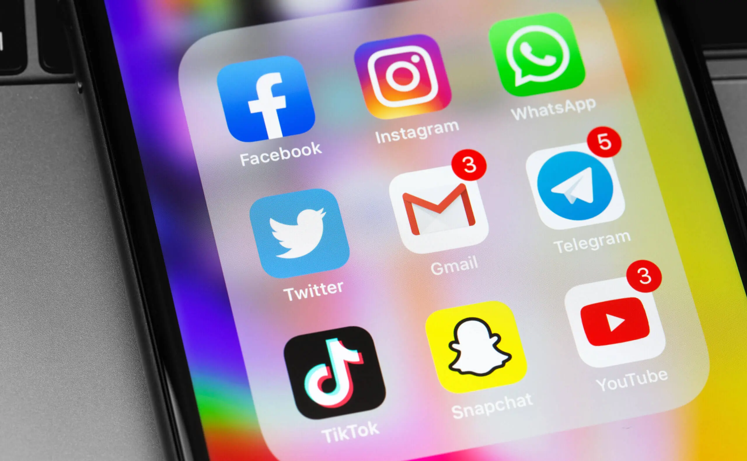 Social Media Addiction Litigation Update: July 2025 MDL Progress and Bellwether Trial Preparations